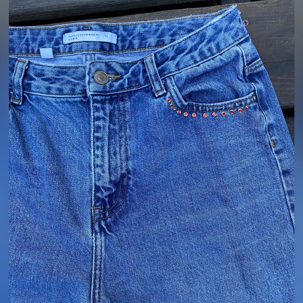 Zara bejeweled accent jeans